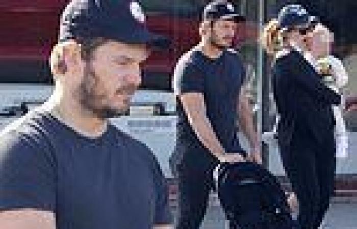 Sunday 8 May 2022 01:14 AM Chris Pratt steps out with pregnant wife Katherine Schwarzenegger and his ... trends now