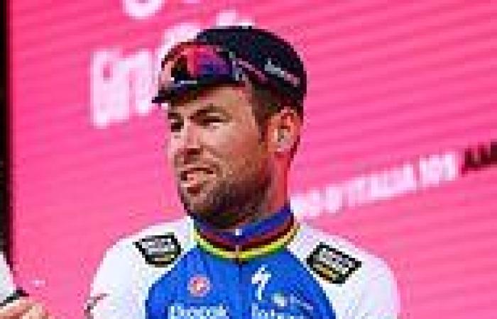 sport news Mark Cavendish enjoys a winning return to the Giro d'Italia on stage three trends now