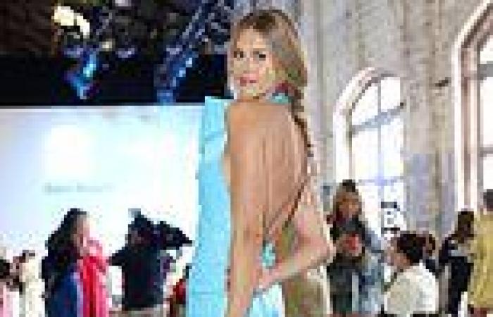 Monday 9 May 2022 05:17 AM Natalie Roser turns heads at Australian Fashion Week in a sexy backless dress trends now