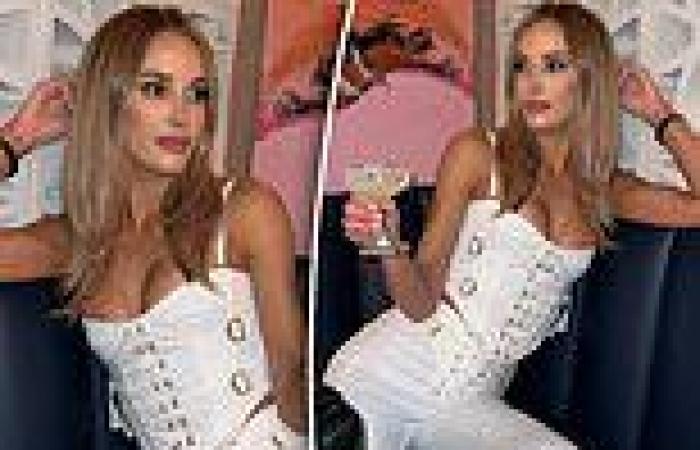 Saturday 14 May 2022 04:46 AM Bec Judd shows off her incredible figure in a racy designer bustier and ... trends now