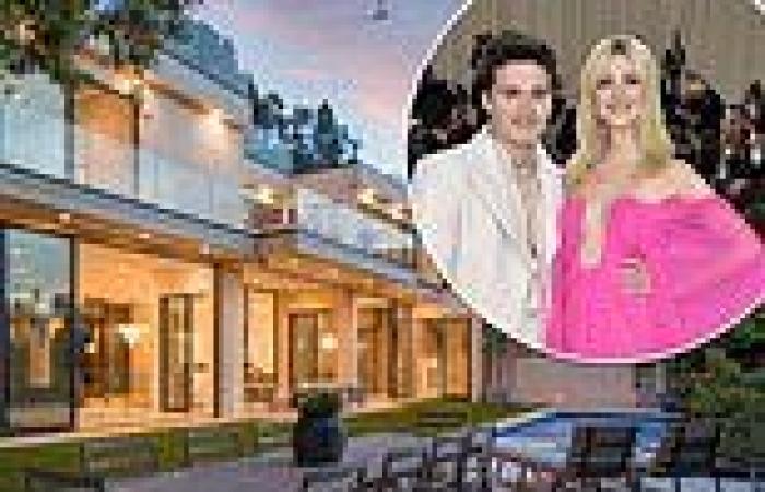 Saturday 14 May 2022 10:10 PM Brooklyn Beckham and wife Nicola Peltz put their £9m Los Angeles 'starter ... trends now