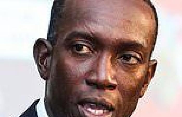 sport news Dwight Yorke 'is set to be named manager of Macarthur'' trends now