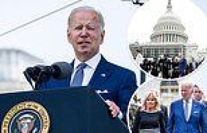 Sunday 15 May 2022 06:25 PM Biden slams 'hate-filled' Buffalo gunman while honoring fallen police by ... trends now