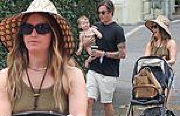 Tuesday 17 May 2022 03:34 AM Ashley Tisdale and husband Christopher French take their daughter Jupiter, ... trends now