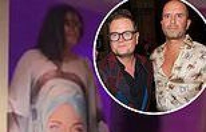 Tuesday 17 May 2022 07:37 AM Alan Carr's ex-husband Paul Drayton shares hilarious clip of comedian at ... trends now