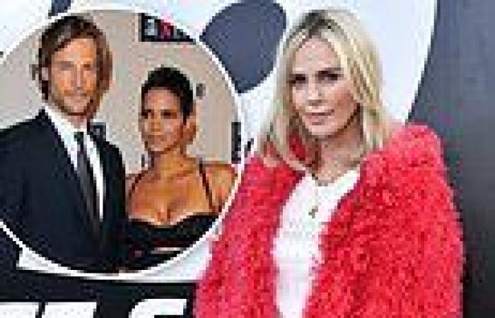 Wednesday 18 May 2022 03:43 PM Charlize Theron is 'hooking up' with Halle Berry and Kim Kardashian's ex ... trends now
