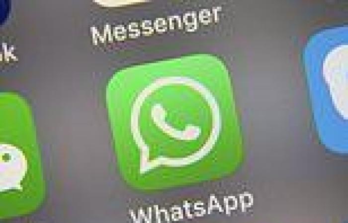 Wednesday 18 May 2022 12:25 PM WhatsApp is testing a feature that lets you quietly leave group chats without ... trends now