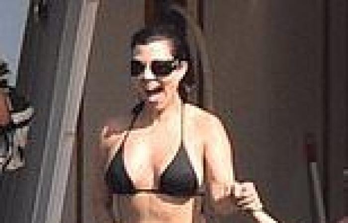 Friday 20 May 2022 08:22 PM Kourtney Kardashian shows off her figure in a  black bikini during yacht day ... trends now