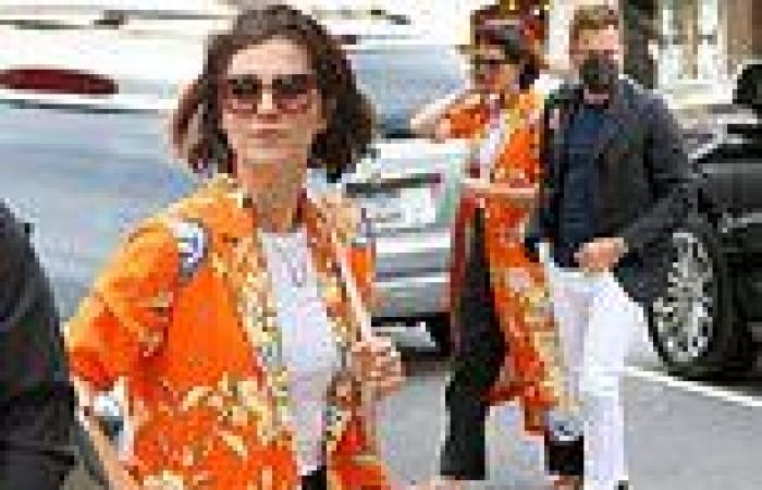 Tuesday 24 May 2022 12:07 PM Ewan McGregor enjoys a stroll with his wife Mary Elizabeth Winstead in NYC trends now