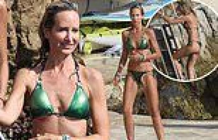 Saturday 28 May 2022 12:25 PM Lady Victoria Hervey displays her figure in a green bikini as she takes Cannes ... trends now