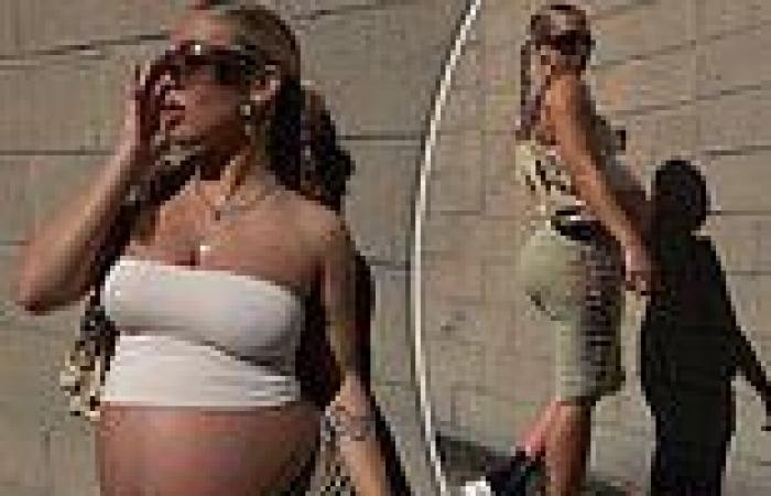 Saturday 28 May 2022 12:16 AM Tammy Hembrow teases she is about to give birth as she shows off her baby bump ... trends now