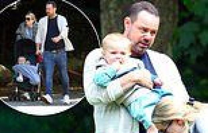 Sunday 5 June 2022 12:43 PM Danny Dyer cradles his grandson Santiago as he enjoys family outing with ... trends now