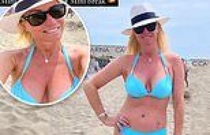 Sunday 5 June 2022 12:07 PM Denise Van Outen puts on a busty display during Spanish mini break with ... trends now