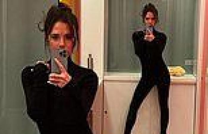 Wednesday 8 June 2022 03:43 AM Victoria Beckham shows off svelte frame as she takes bathroom selfie in London ... trends now