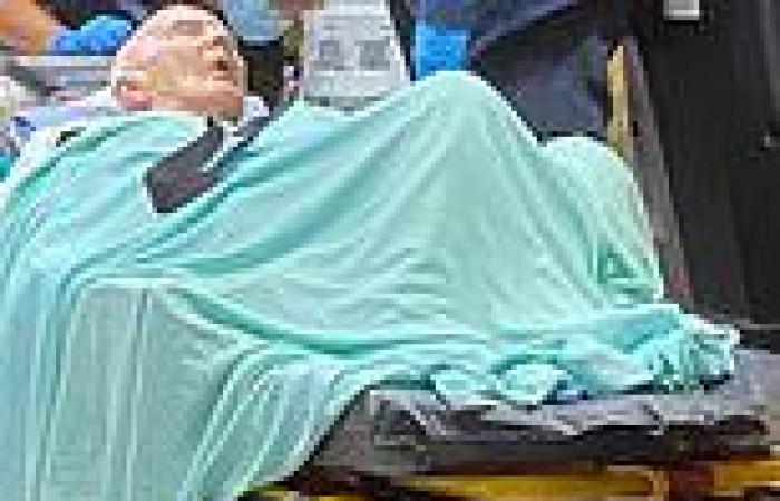 Saturday 11 June 2022 05:04 PM NHS in crisis: Southend man, 89, waits 8 hours in an ambulance to get into A&E trends now
