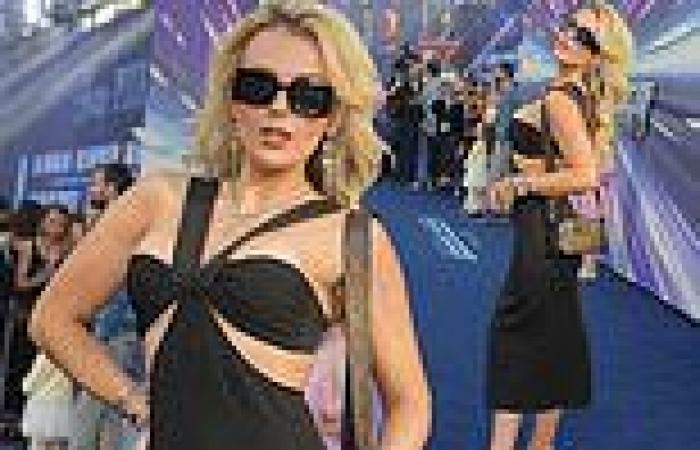 Monday 13 June 2022 08:58 PM Tallia Storm is effortlessly cool as she slips into black cutout dress to ... trends now
