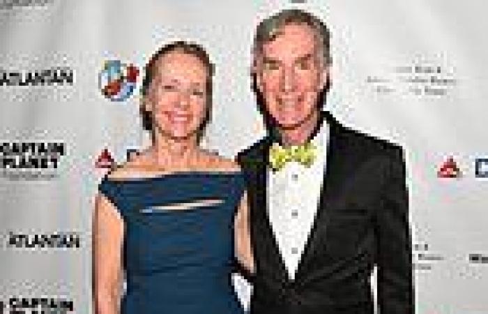Wednesday 22 June 2022 04:59 PM Bill Nye the Science Guy is married! The engineer, 66, wed journalist Liza ... trends now