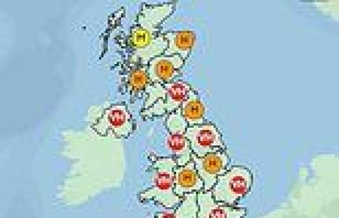Thursday 23 June 2022 04:59 PM Asthma charity fears sky-high pollen levels, hot weather and thunder storms ... trends now