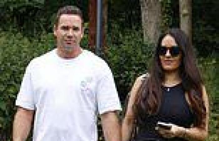 Friday 24 June 2022 11:57 AM Kieran Hayler and his fiancée Michelle Penticost spotted as Katie Price avoids ... trends now