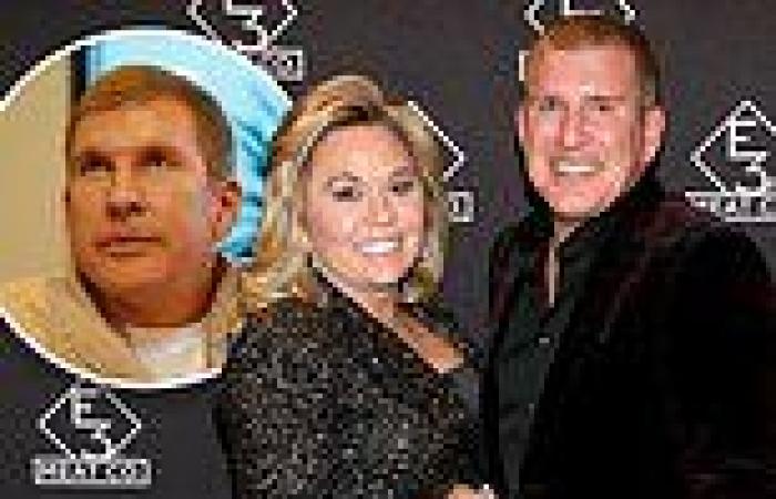 Friday 24 June 2022 02:39 AM Todd and Julie Chrisley request prayers from fans after fraud and tax evasion ... trends now