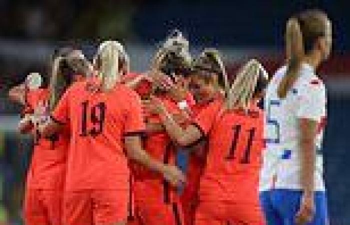 sport news Holland boss Mark Parsons bigs up the Lionesses' chances at this summer's Euros trends now