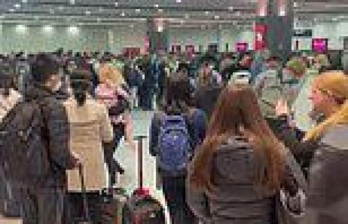Saturday 25 June 2022 12:15 AM Airports are thrown into chaos AGAIN as school holidays start trends now