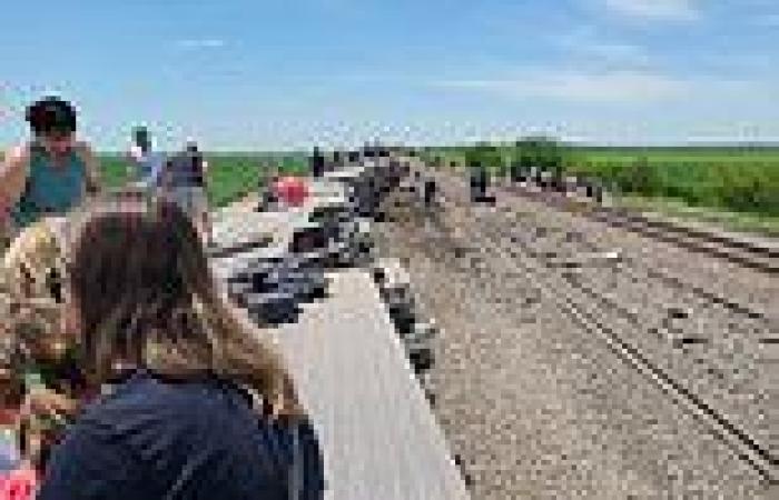 Monday 27 June 2022 08:12 PM Multiple people feared dead after Amtrak derailment near Kansas City trends now