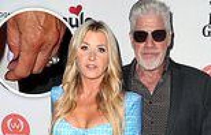 Tuesday 28 June 2022 05:57 AM Ron Perlman, 72, and Allison Dunbar, 49, make red carpet debut as newlyweds ... trends now