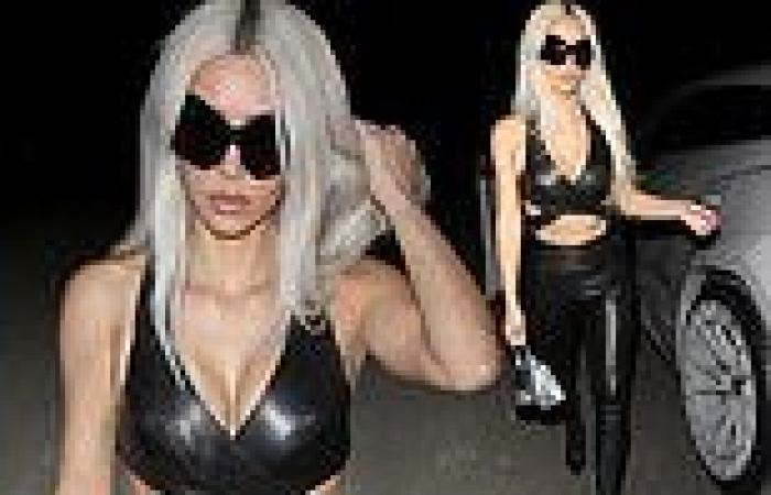 Wednesday 29 June 2022 06:33 AM Kim Kardashian shows off VERY tiny waist in skintight faux leather pants in LA trends now