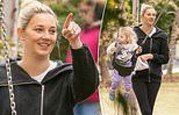 Wednesday 29 June 2022 07:09 AM Jasmine Stefanovic dotes on daughter Harper, two, after rushing her to the ... trends now
