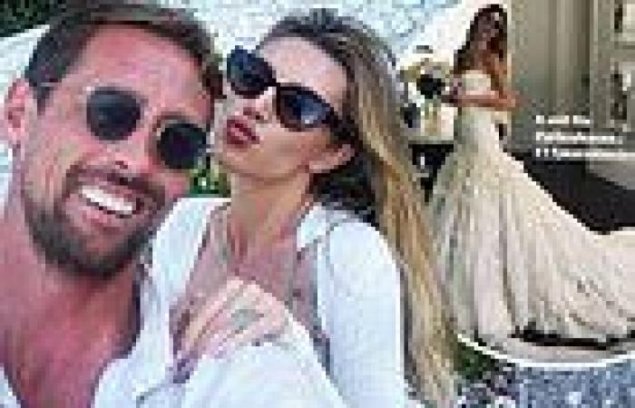 Wednesday 29 June 2022 04:45 PM Abbey Clancy tries on her wedding dress as she marks 11 year anniversary with ... trends now