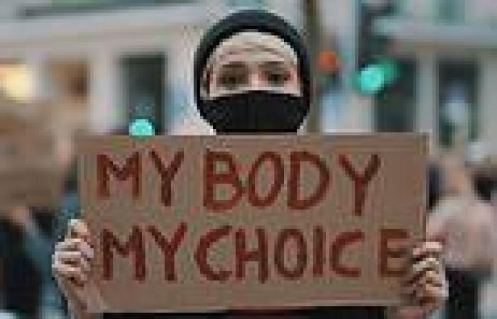 Thursday 30 June 2022 11:57 AM Britain should offer free abortions to American women for FREE in wake of Roe v ... trends now