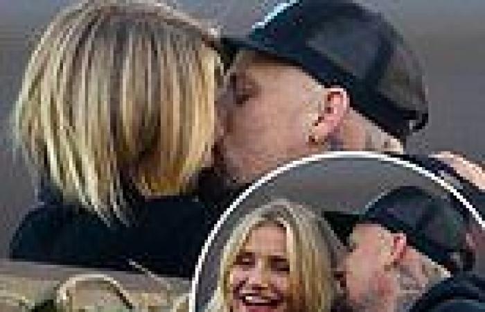Sunday 3 July 2022 06:42 PM Cameron Diaz and husband Benji Madden look smitten at Adele concert in London   trends now