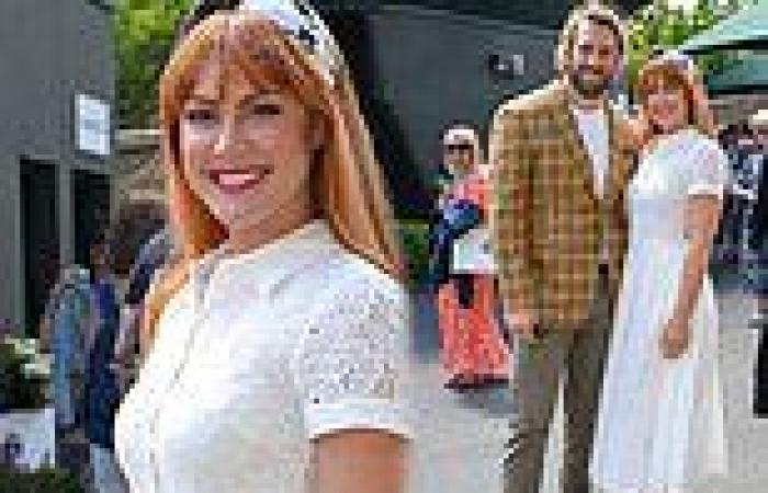 Monday 4 July 2022 01:54 PM Camilla Kerslake joins her husband Chris Robshaw for day eight of Wimbledon trends now