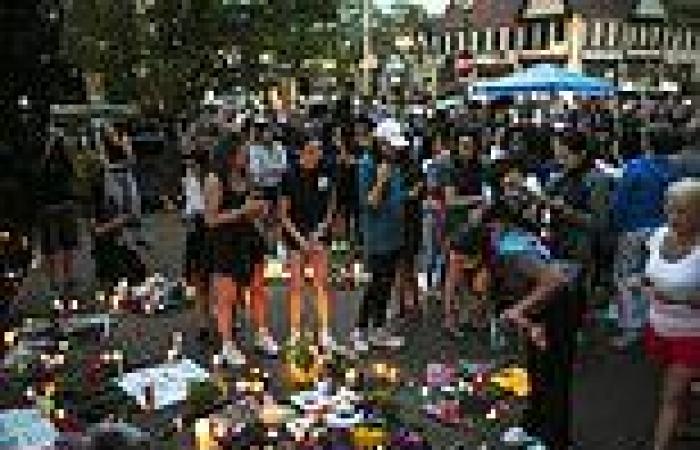 Wednesday 6 July 2022 10 09 AM Mourners Hold Vigil At Dusk For The 