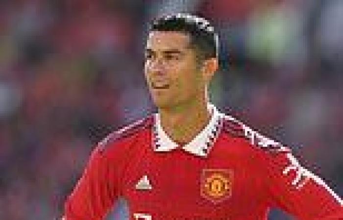 sport news Manchester United insist they have 'no issue' with Cristiano Ronaldo leaving ... trends now