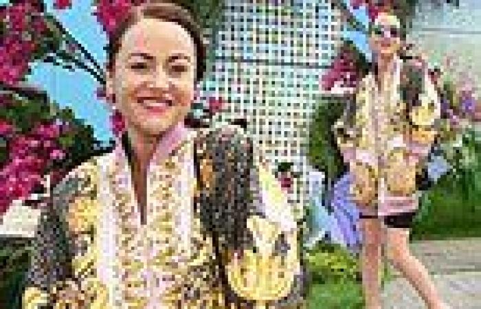 Tuesday 2 August 2022 08:18 PM Jaime Winstone puts on a very leggy display as she attends an art exhibition ... trends now