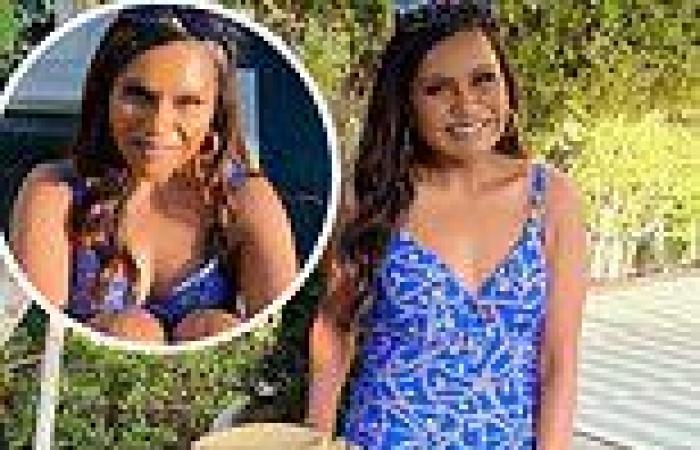 Saturday 6 August 2022 11:28 PM Mindy Kaling shows off her slimmed-down figure in sexy blue swimsuit after ... trends now