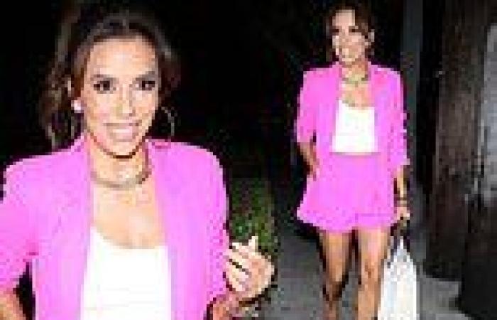 Sunday 7 August 2022 09:13 AM Eva Longoria is pretty in pink as she hints at trim midriff heading to Catch ... trends now