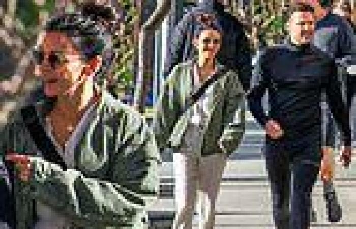 Tuesday 9 August 2022 03:58 PM Michelle Keegan looks casually chic as she joins husband Mark Wright for a ... trends now