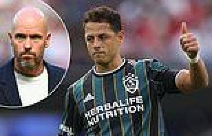 sport news Ex-Man United fan favourite Hernandez offers to return for FREE to solve Ten ... trends now