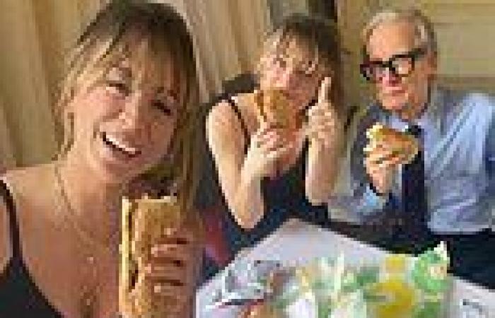 Thursday 11 August 2022 12:58 AM Kaley Cuoco has 'magical' Subway sandwich lunch date with Billy Nighy on the ... trends now