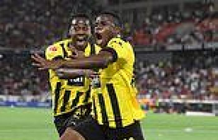 sport news Freiburg 1-3 Borussia Dortmund: Visitors mount late comeback to take three ... trends now