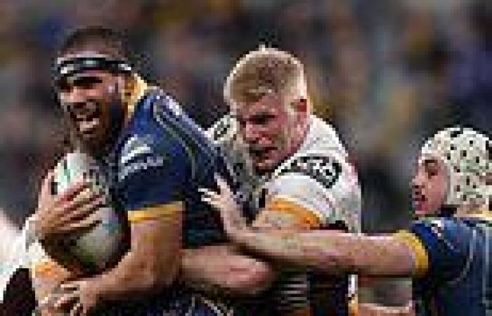 sport news Isaiah Papali'i set to honour contract but Tigers could LOSE finals-starved ... trends now
