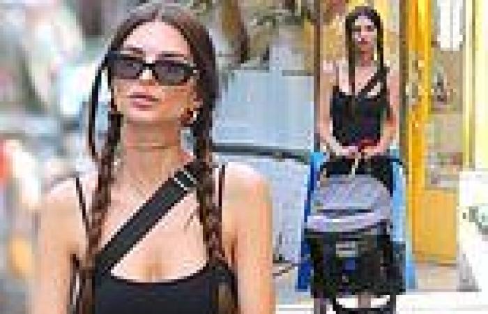 Sunday 14 August 2022 10:16 AM Emily Ratajkowski takes son Sylvester, 17, for a stroll in NYC trends now