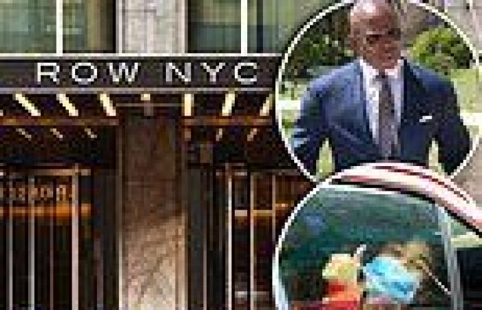 Monday 15 August 2022 09:58 PM NYC will use Manhattan's $400-a-night 'The Row' hotel into migrant ... trends now