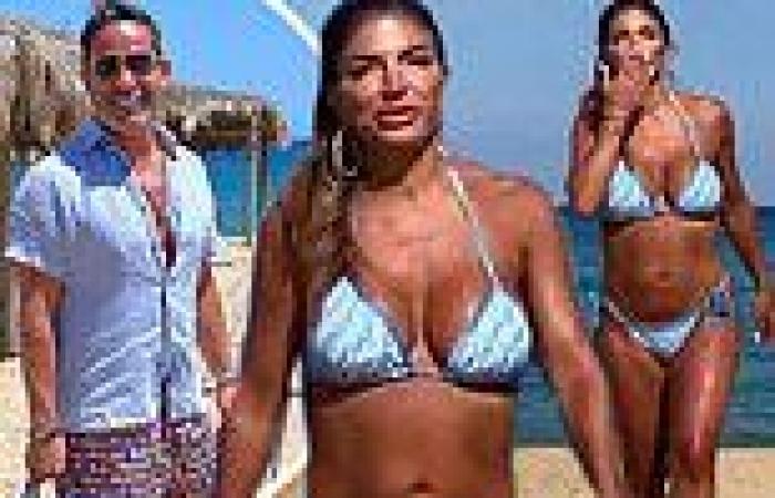 Monday 15 August 2022 04:52 PM Teresa Giudice, 50, looks fit in in a blue string bikini during honeymoon in ... trends now