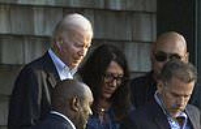 Tuesday 16 August 2022 01:25 AM Joe Biden spends final night on Kiawah Island at beach club with Hunter and ... trends now