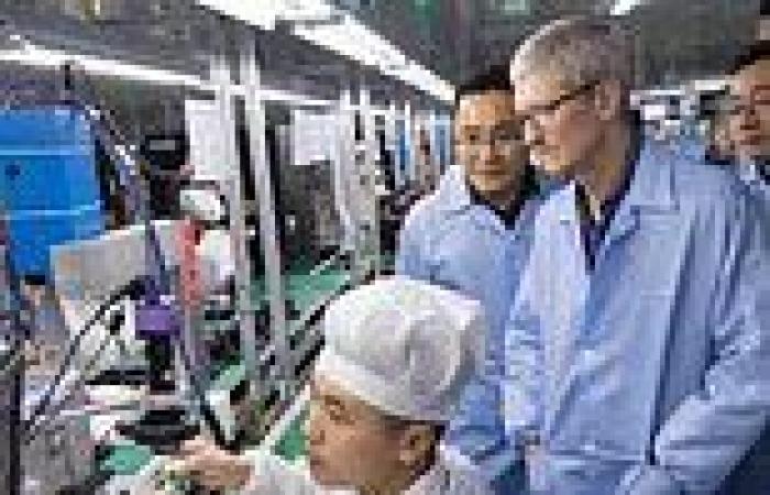 Wednesday 17 August 2022 07:43 PM Apple considers making its watches and MacBooks in Vietnam instead of China trends now