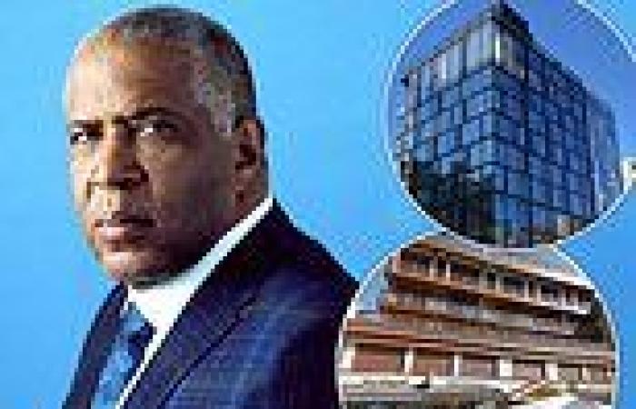 Wednesday 17 August 2022 07:25 PM America's richest black man Robert Smith bought lavish properties with ... trends now